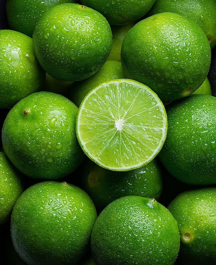 Taze Lime – Egzotik Lezzet, Canlı Aroma